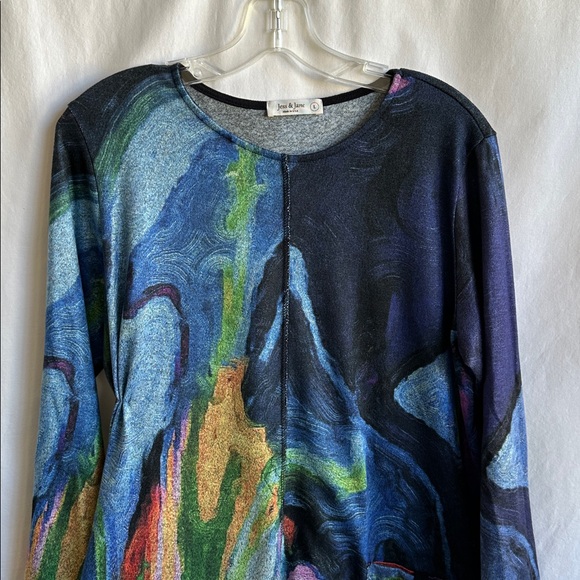 Jess & Jane Layla tunic top with patch pocket, abstract artistic design, size L - Picture 2 of 8